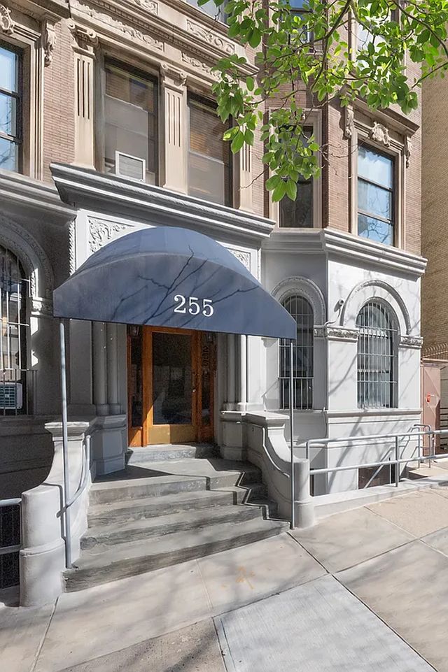 Upper West Side 临ʽԢλԽƣʽ컨